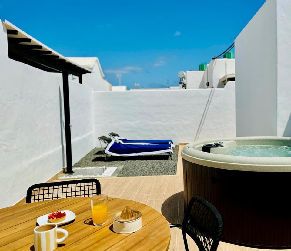 Patio, Day, Hot Tub, View (from property/room), Balcony/Terrace