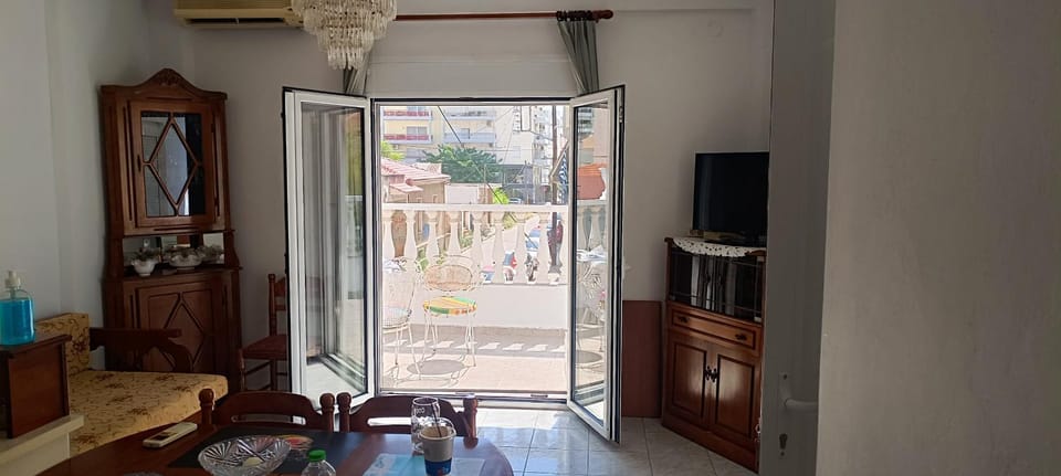 CHRYSA' S House Apartment in Volos