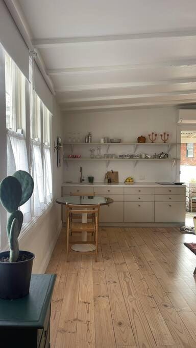 Captains Rest St Kilda West Apartment in Saint Kilda