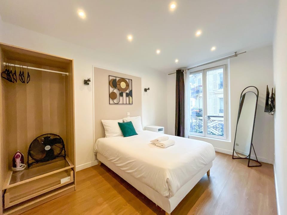 Urban Flat 18 - Charming 2BDR Parisian Home Apartment in Paris