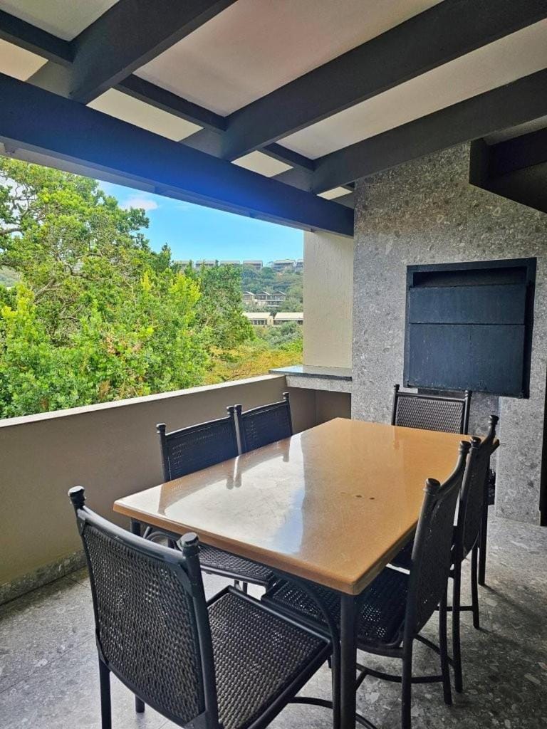 Chakas Rock Chalet 45 Apartment in Dolphin Coast