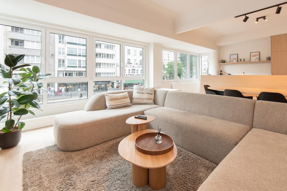 TV and multimedia, Kitchen or kitchenette, Living room, Seating area, Communal kitchen, kitchen