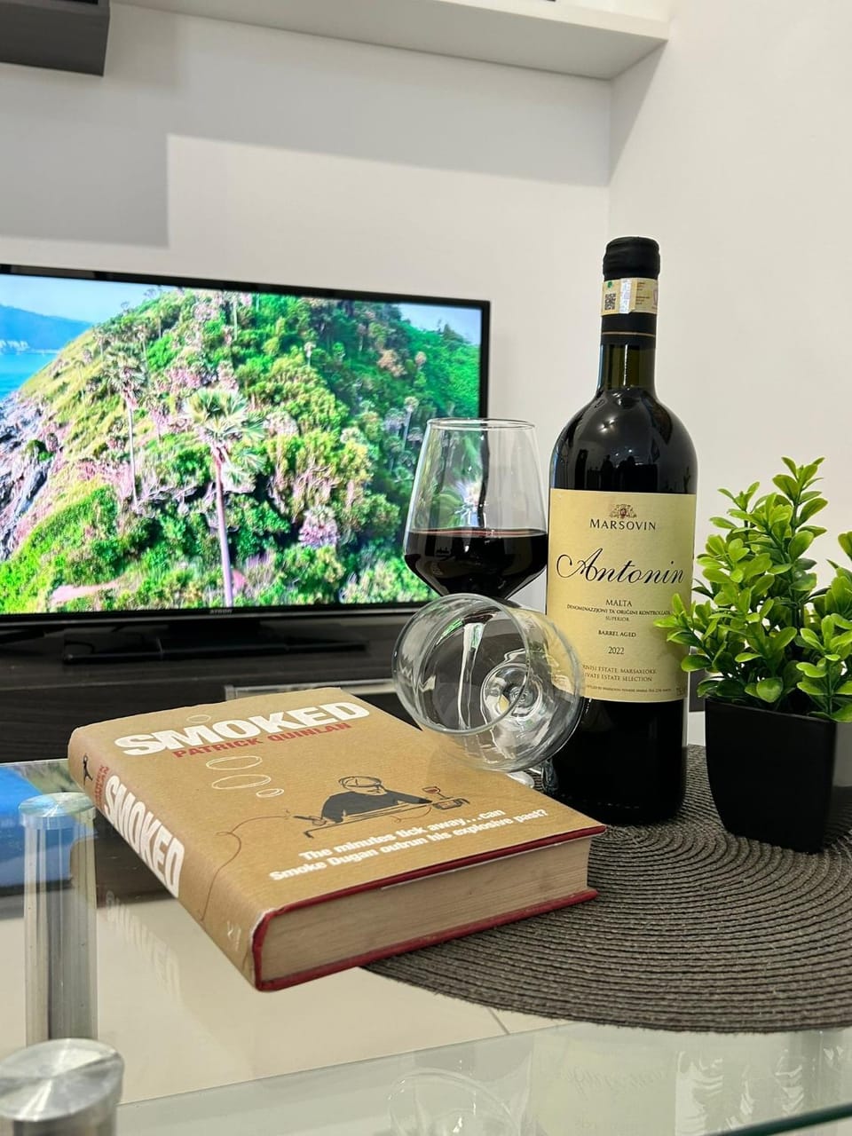 TV and multimedia, Food and drinks