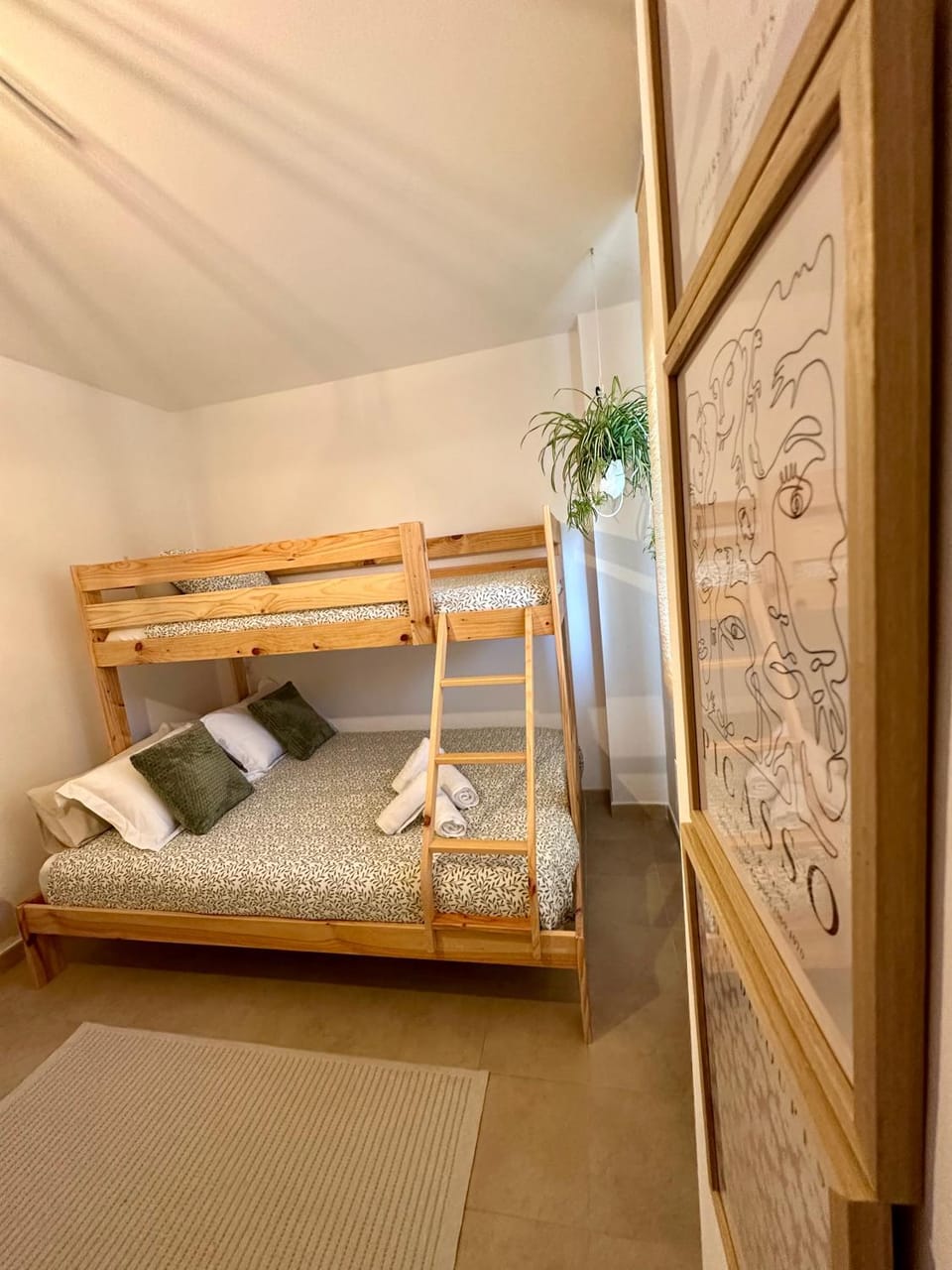 Photo of the whole room, Bedroom, bunk bed