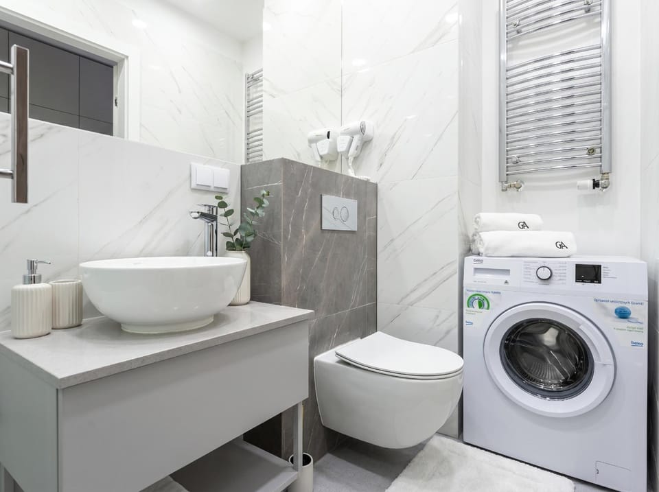 Toilet, Bathroom, washing machine, dryer