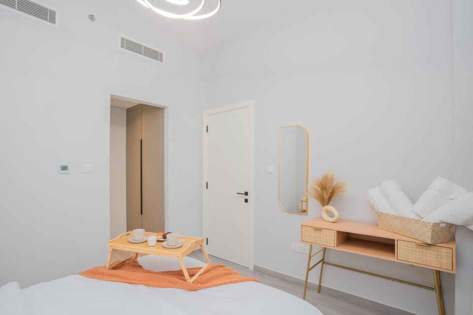 Bed, Photo of the whole room, Bedroom, towels, wardrobe