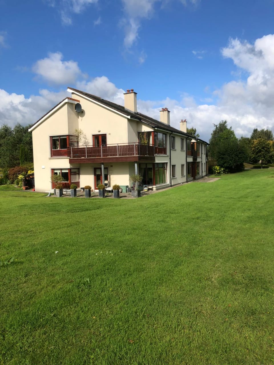 Private Room in Apartment beside Druids Glen Hotel Vacation rental in Wicklow, Co. Wicklow, Ireland