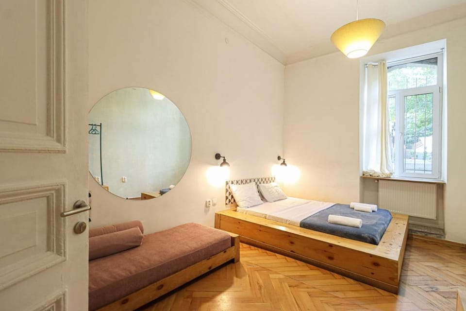Unique 3BR Apt in Old Tbilisi - By Wehost Apartment in Tbilisi, Georgia