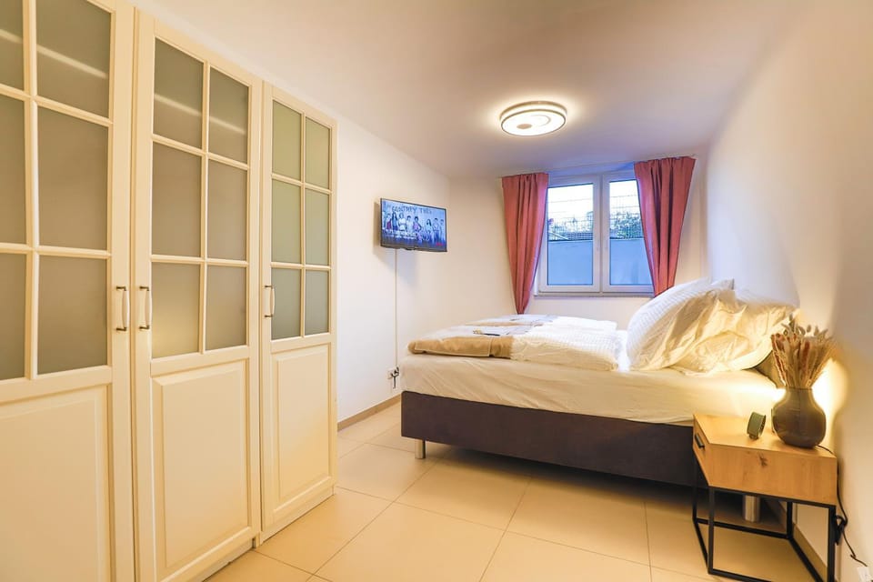 Bed, TV and multimedia, Bedroom, soundproof, wardrobe