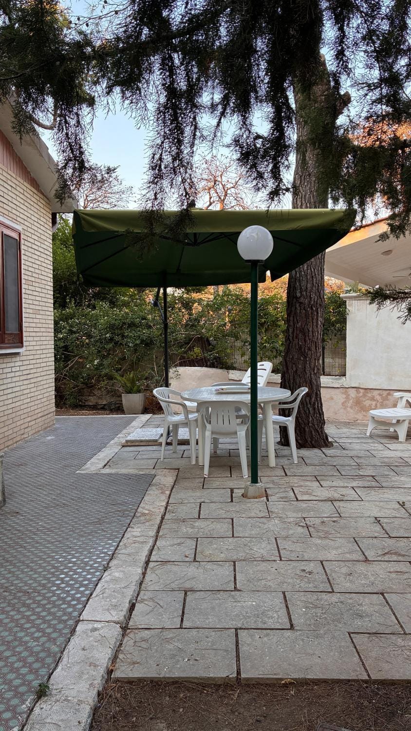 Inner courtyard view