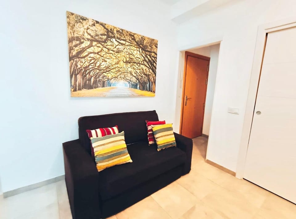 Metro Avenida de America 02 Apartment in Madrid