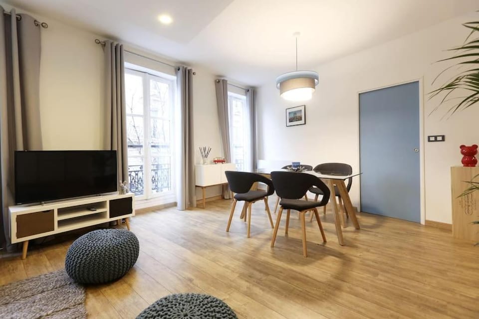 Newly renovated spacious apartment in Montorgeuil area Apartment in Paris