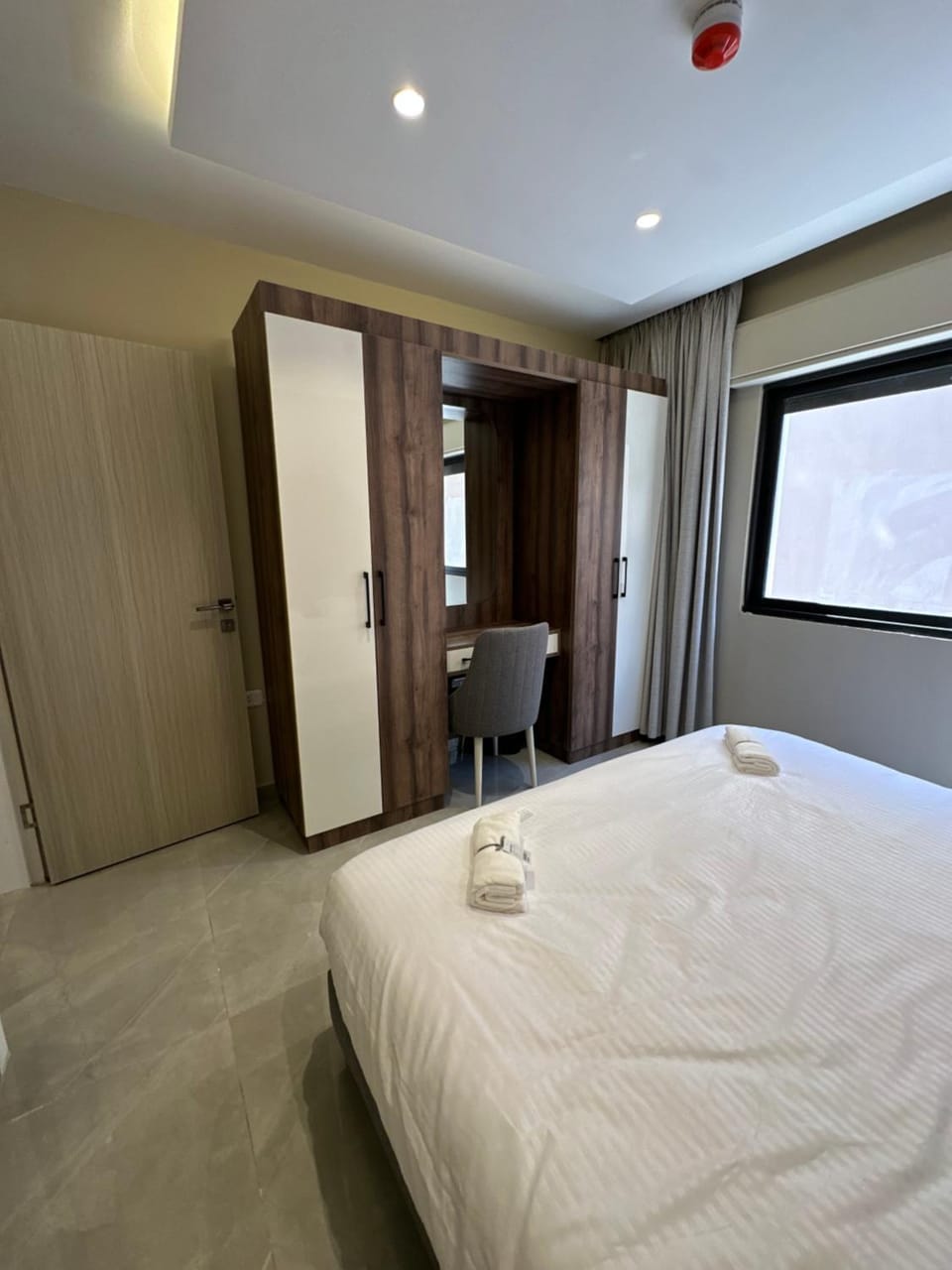 008 AL-NAJEH JRE Apartments For Rent ave Apartment in Africa