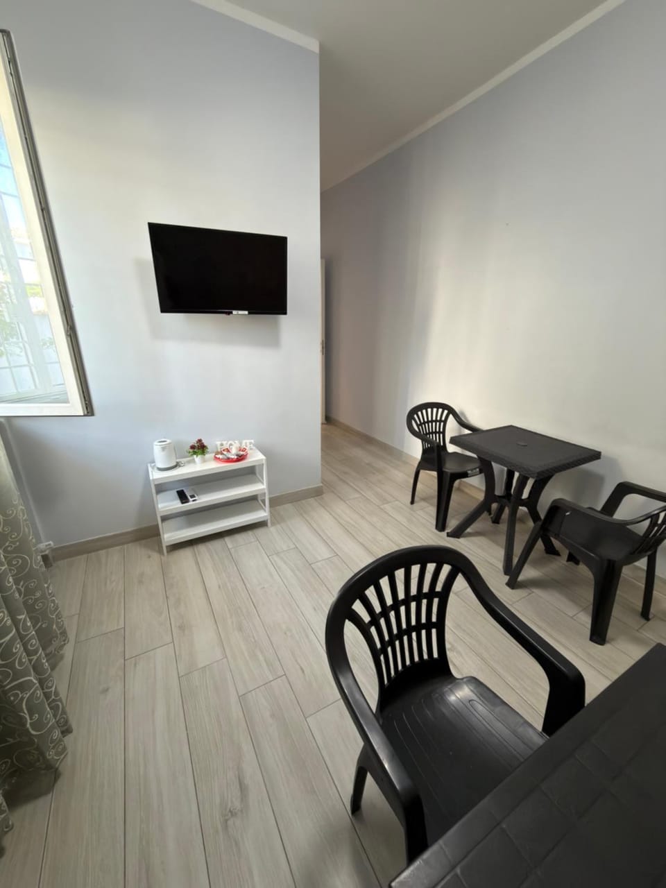 Camera privata con bagno privato e snack di benvenuto Bed and Breakfast in Fiumicino