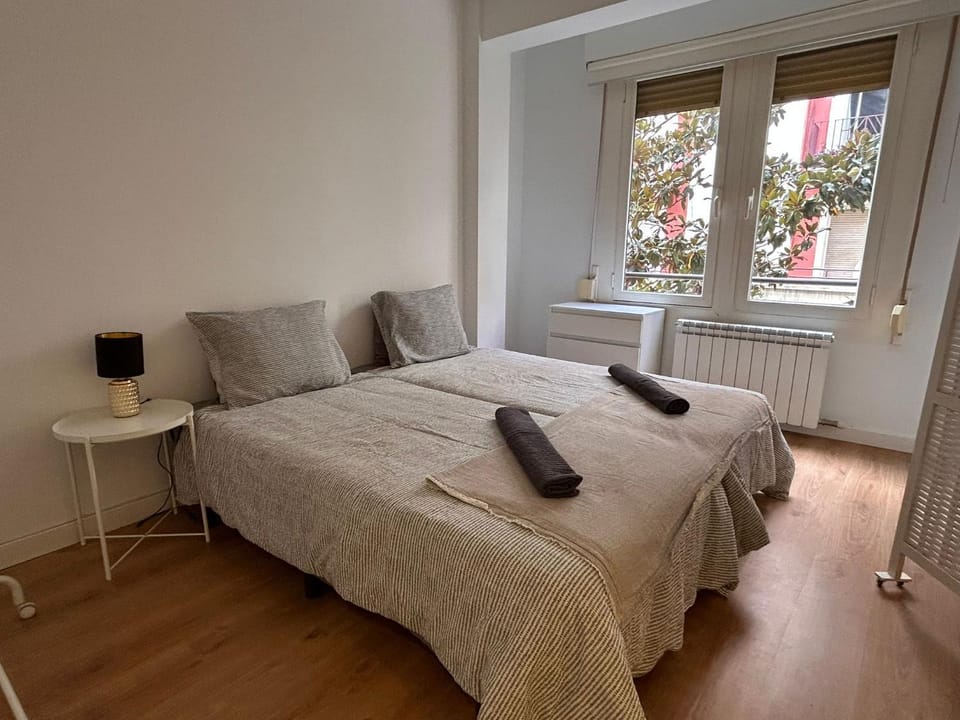 HIKARI Centro Apartment in Logrono