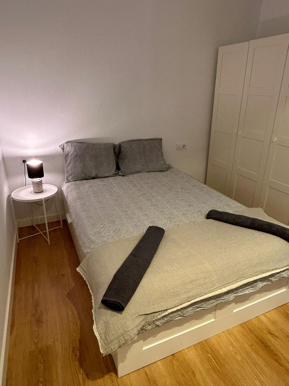 HIKARI Centro Apartment in Logrono