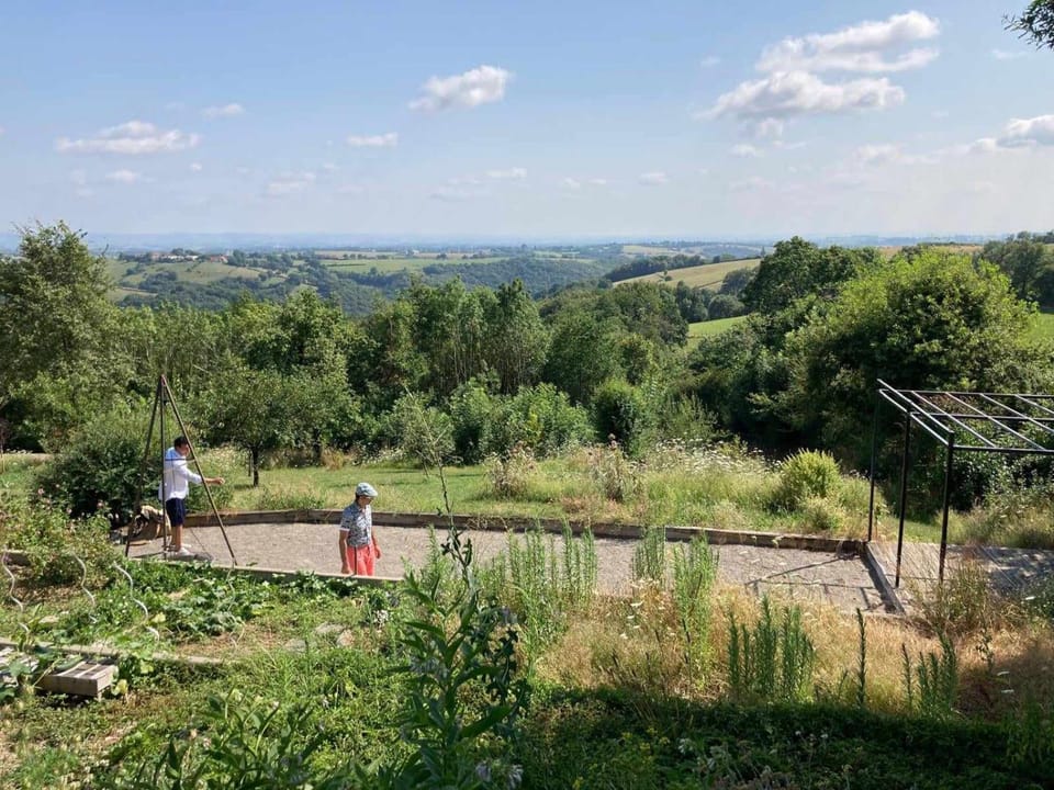 Glamping tent in de rust, met zwembad, badkamer en keuken Luxury tent in Occitanie