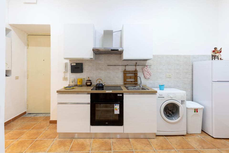 microwave, toaster, kitchen