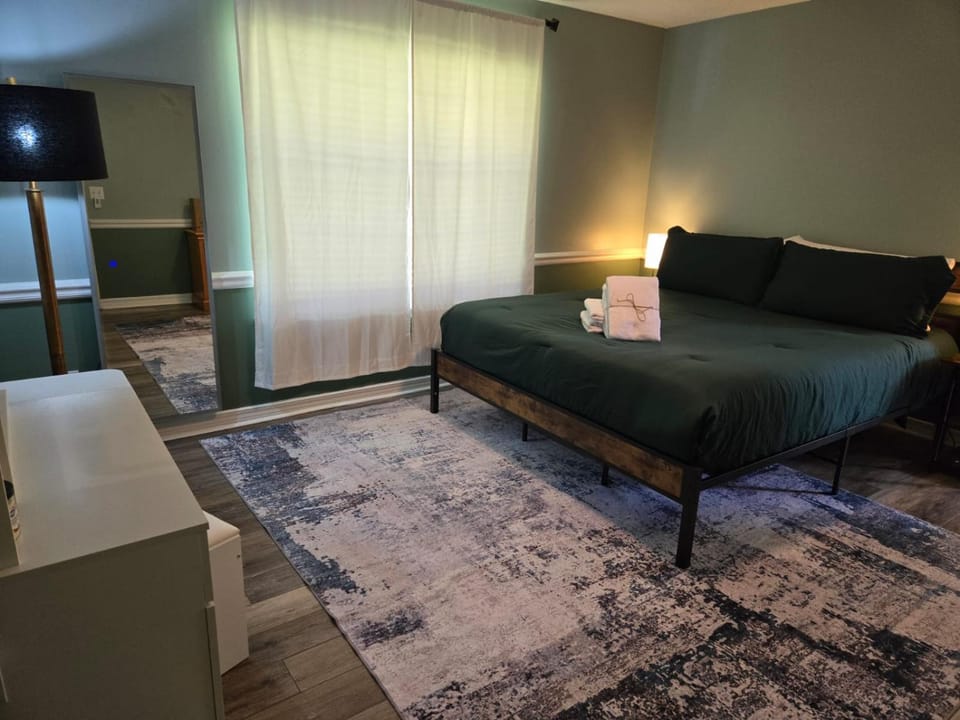 Bed, Bedroom