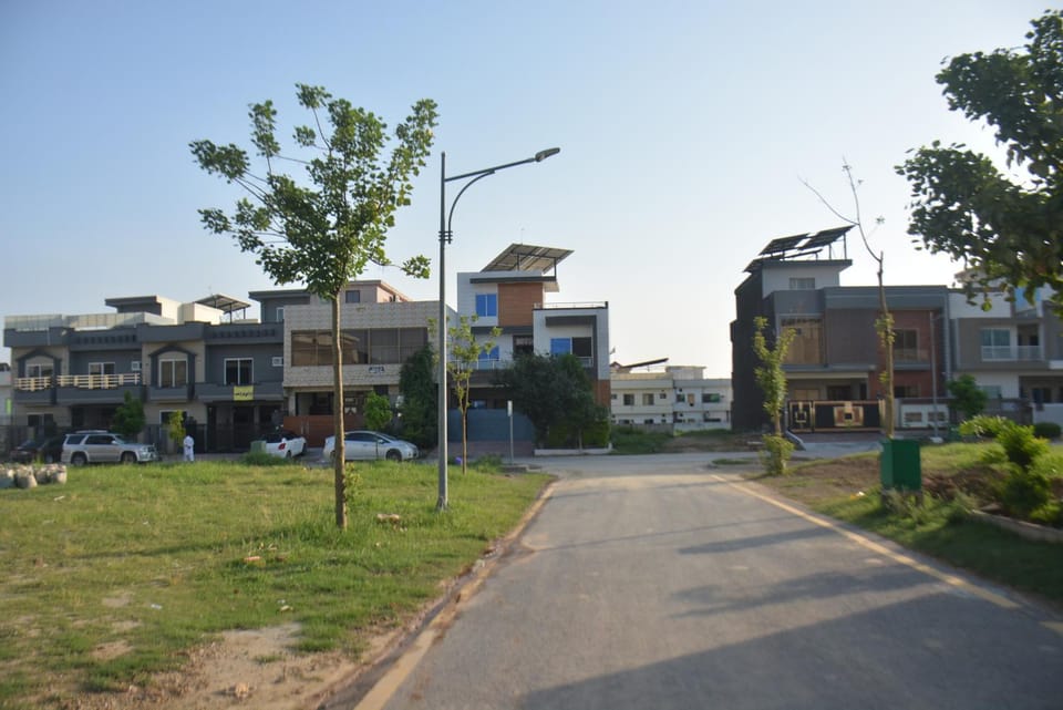 Golf Rest House, Faisal Town Bed and Breakfast in Islamabad
