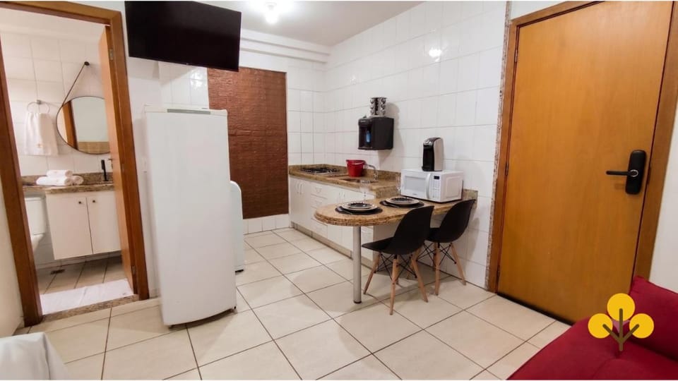 Bathroom, Meals, microwave, kitchen