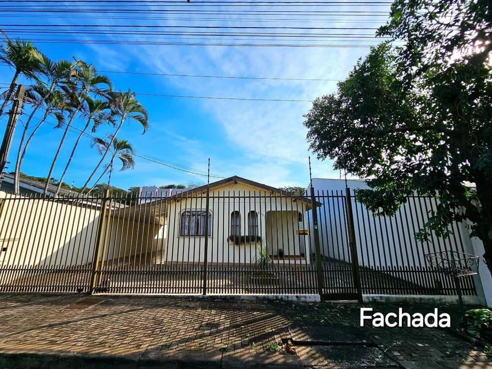 Casa Familiar 3 quartos 10 minutos centro House in Foz do Iguaçu