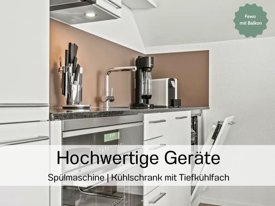Coffee/tea facilities, Kitchen or kitchenette
