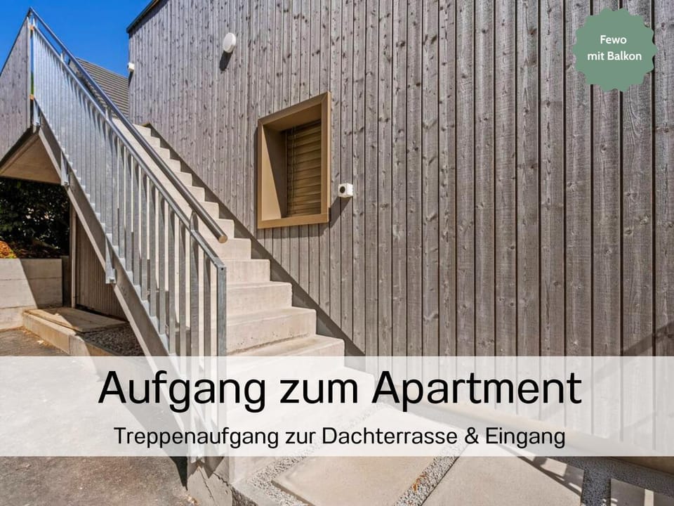 Property building, Facade/entrance, Day