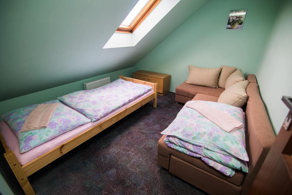 Turistická ubytovna Centrum Pastvinská přehrada se sdílenou koupelnou a toaletou Hostel in Czechia