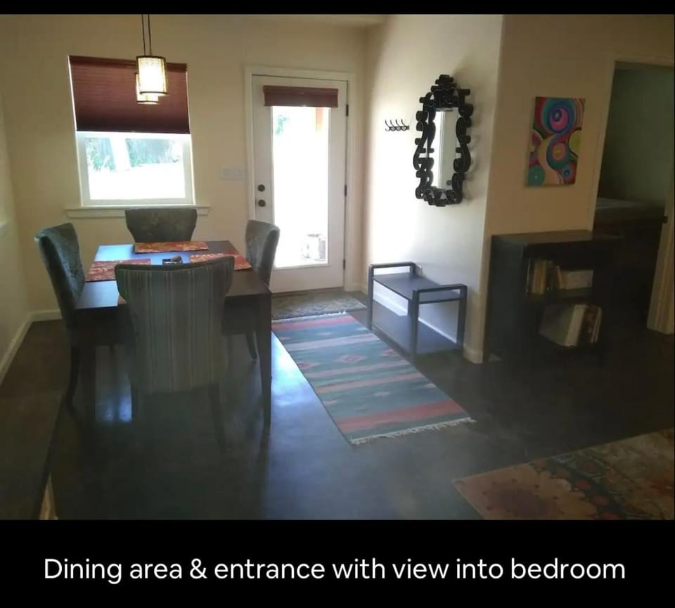 River Mountain Getaway-private, large, in- law apt Apartment in Colorado