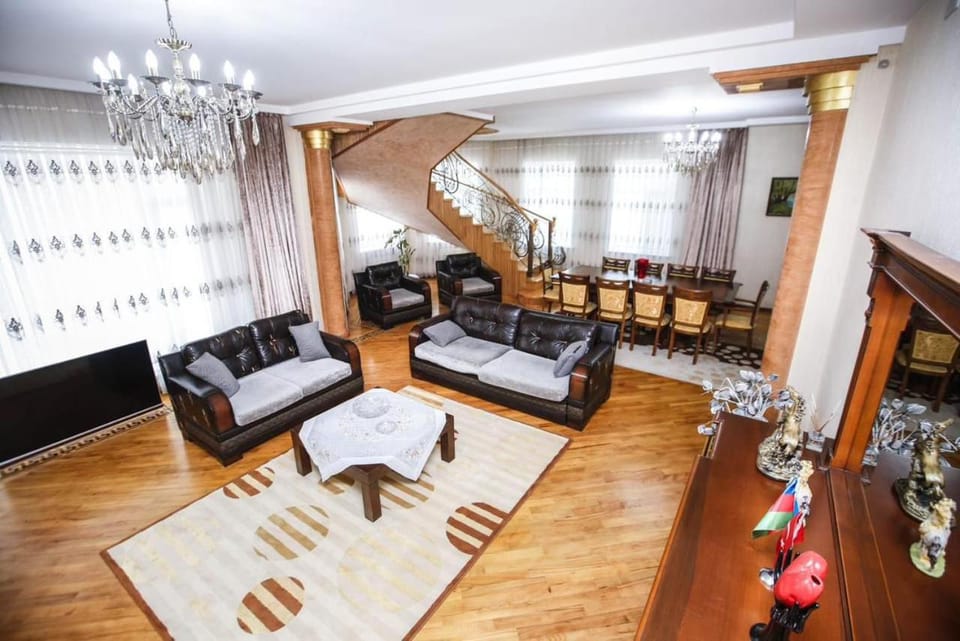 Communal lounge/ TV room, Living room, Seating area