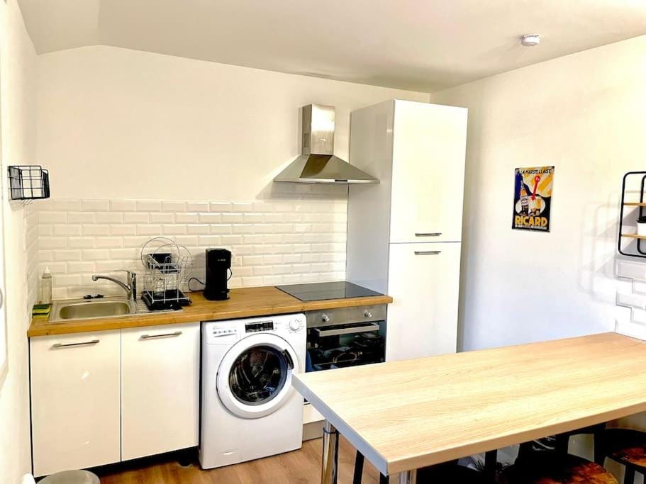 T4 plein coeur de Marseille avec vue Notre Dame Apartment in Marseille