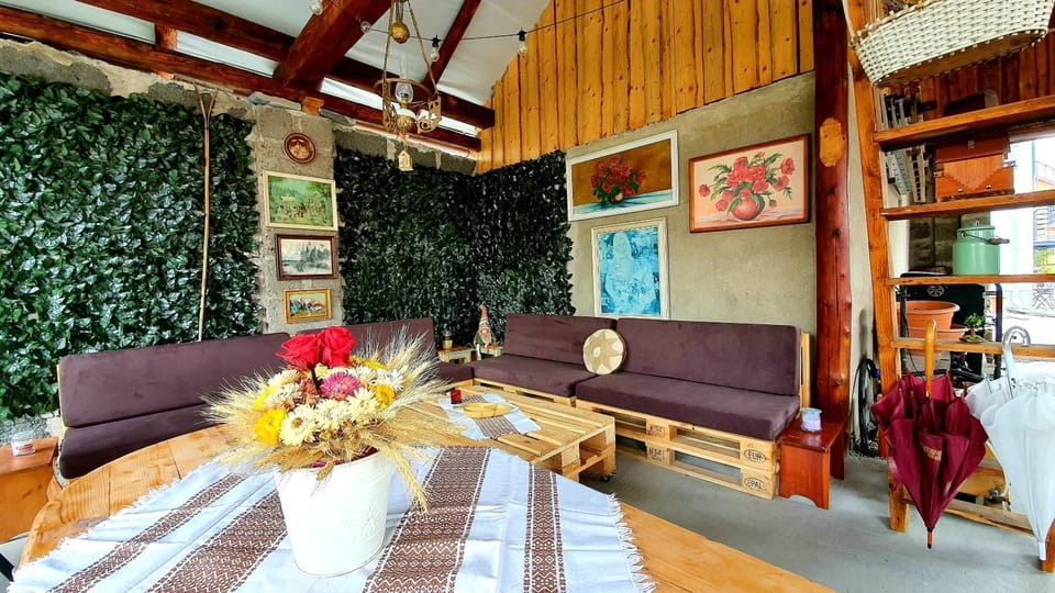 Off site, Seating area