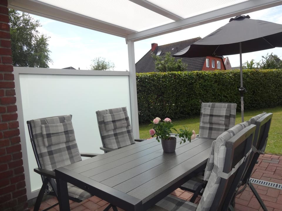 Patio, Garden, Seating area