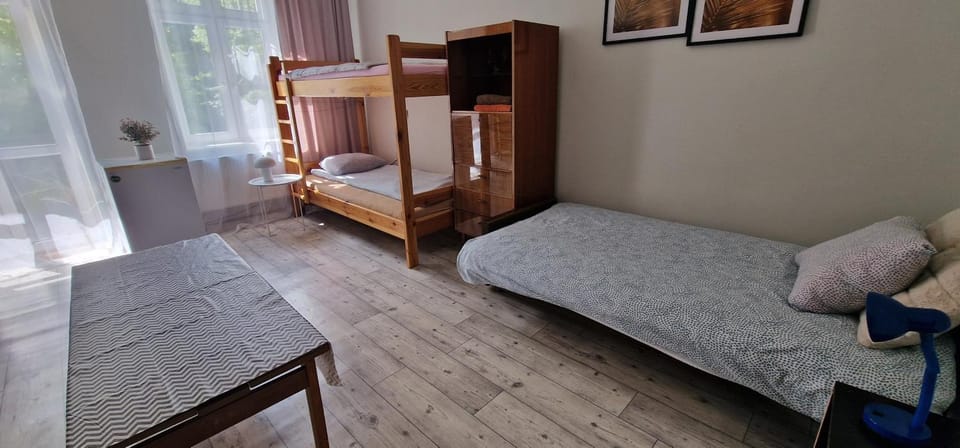 Loft Rooms - Kwatera Słowackiego tanie spanie centrum bezpłatny parking Apartment in Poland