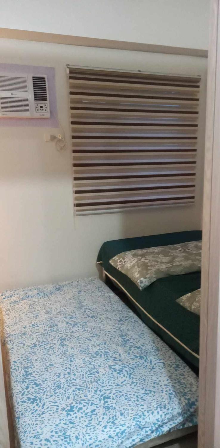 1Bedroom Fully Furnished with Netflix & Free Wifi in Trees Residences Apartment in Quezon City