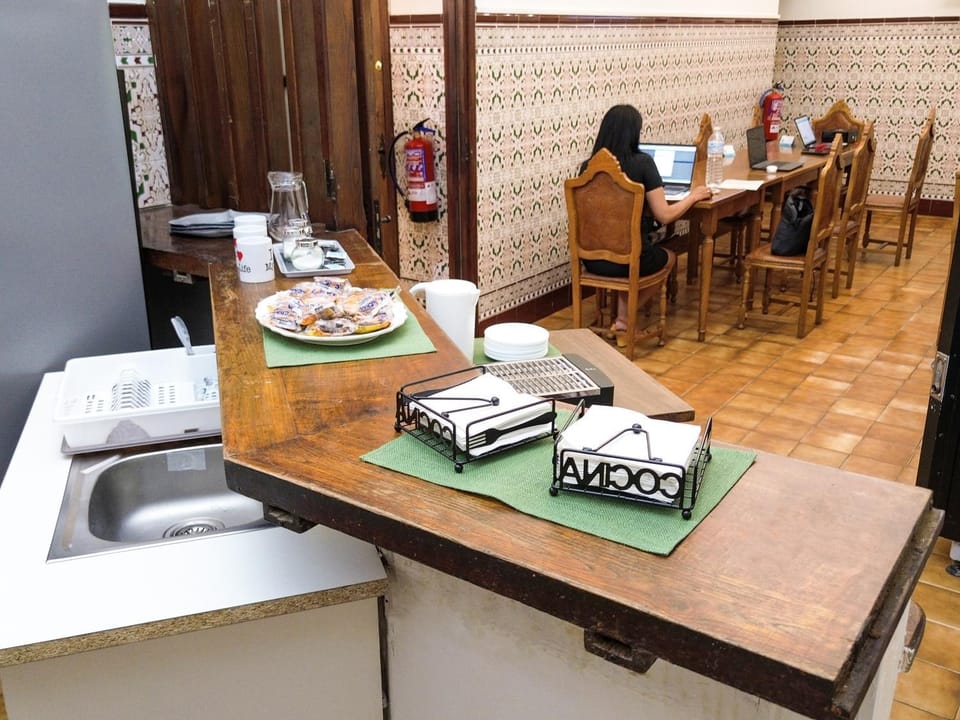 Dining area, Communal kitchen