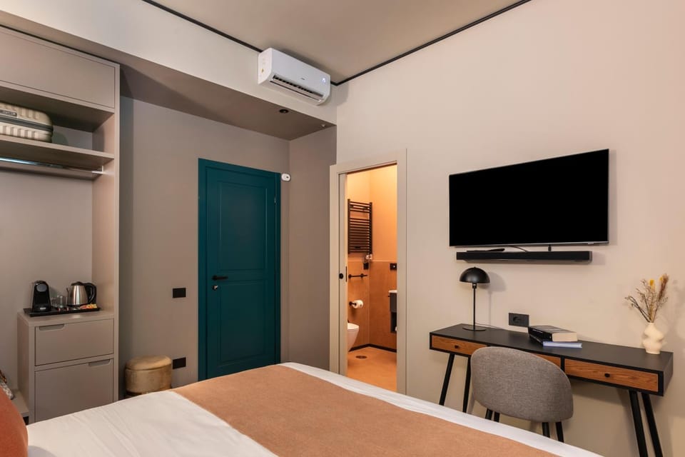Communal lounge/ TV room, TV and multimedia