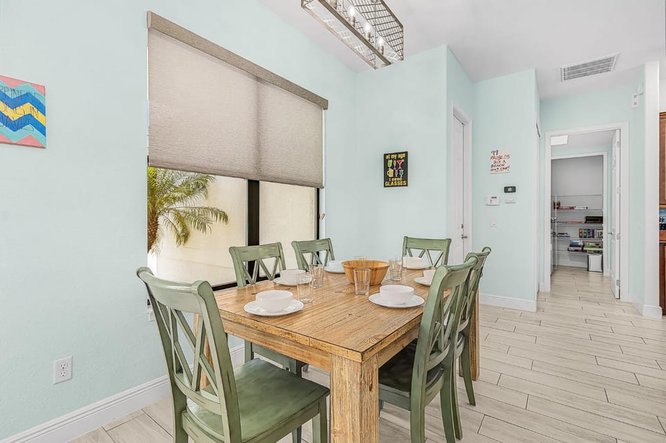 Bowline Oasis House in Bokeelia