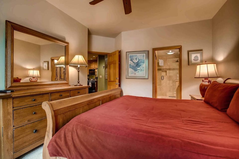 Highlands Lodge 106 by East West Hospitality Apartment in Beaver Creek