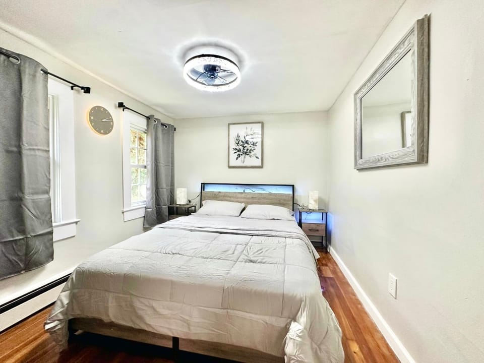 Town & Country Andover, NJ Area Apt- 2nd FL Apartment in New Jersey
