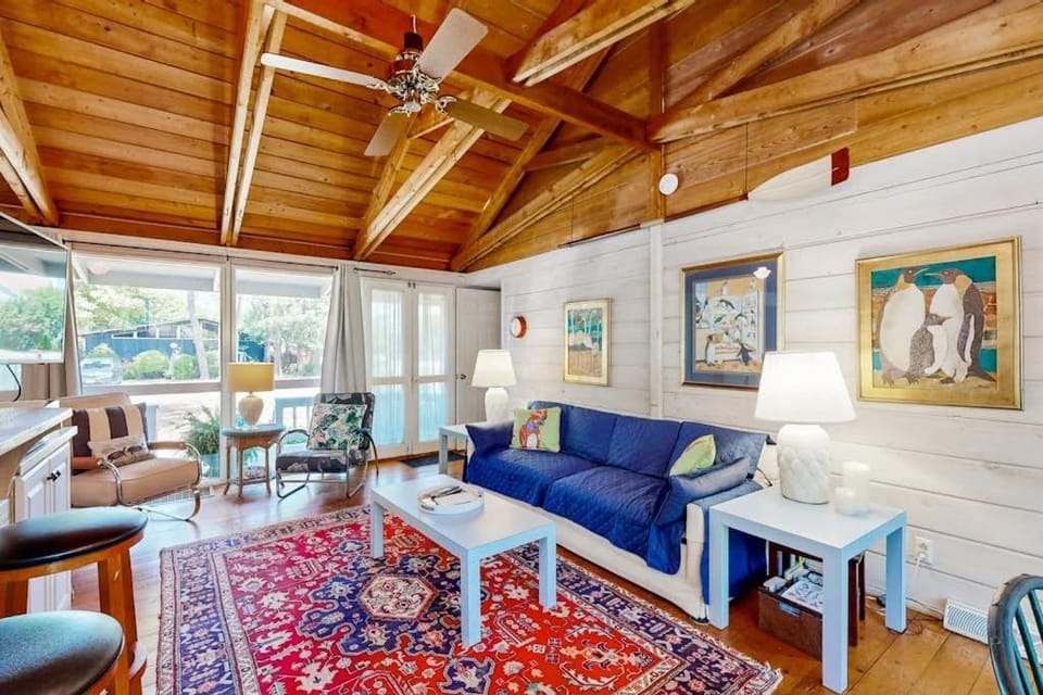 Dewey Beach - Rehoboth By The Sea --- 102 Chicago St House in Dewey Beach
