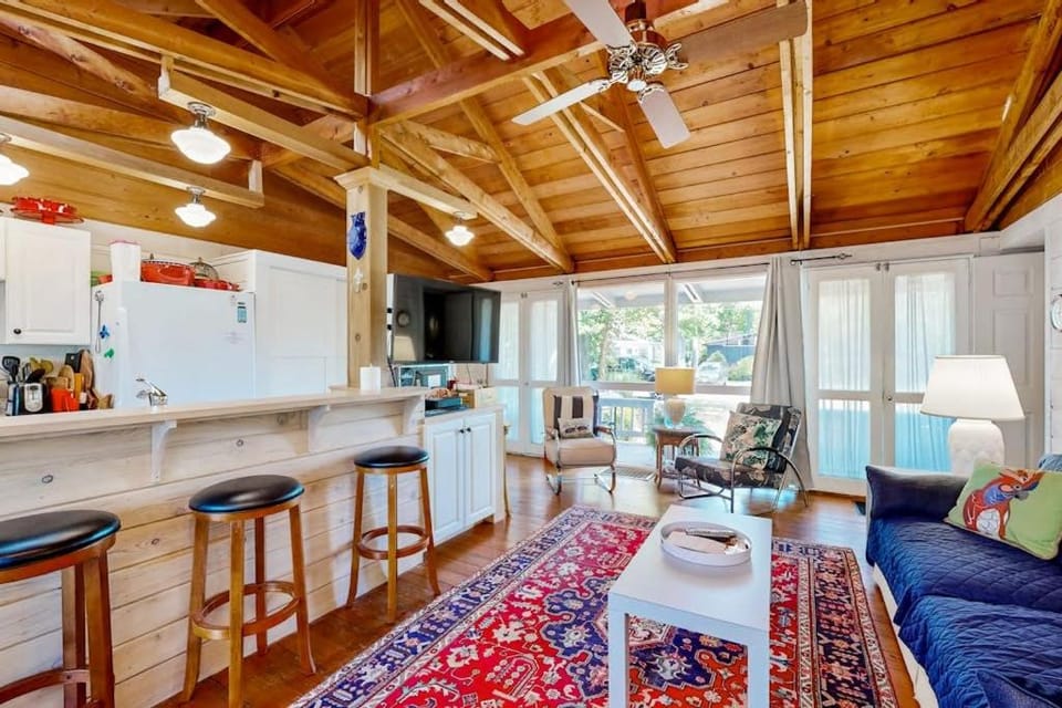 Dewey Beach - Rehoboth By The Sea --- 102 Chicago St House in Dewey Beach