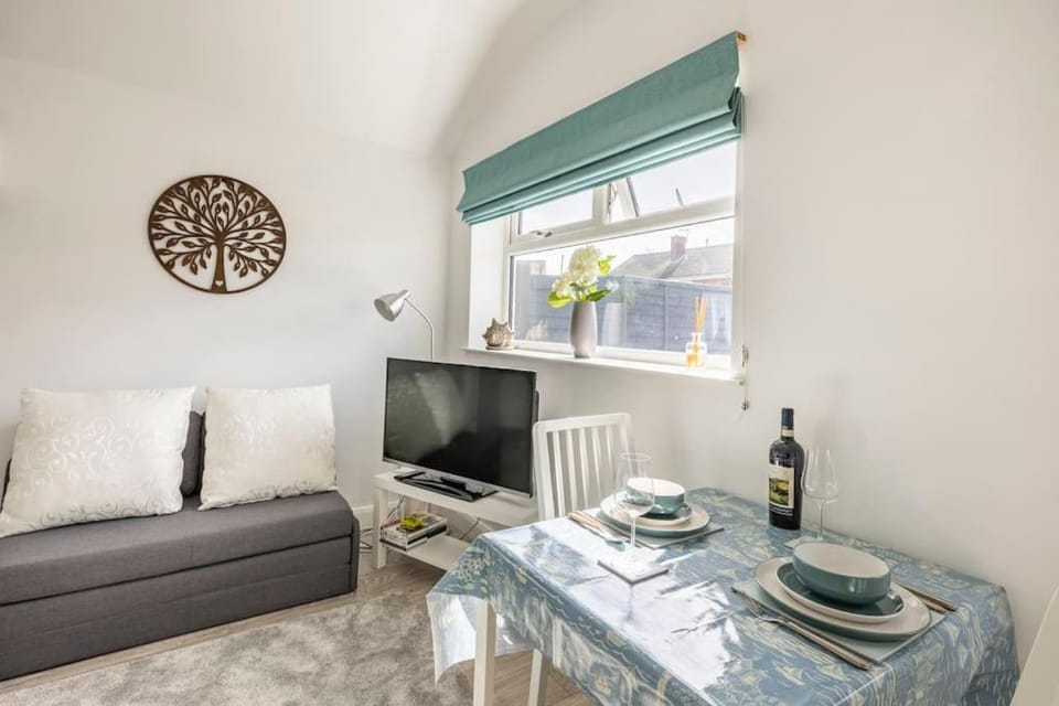Ty Cwtch House in Porthcawl