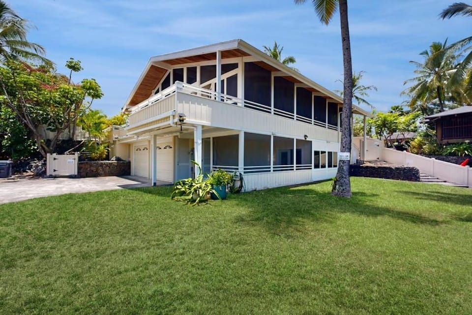 He'eia Haven Retreat - Units A & B House in South Kona