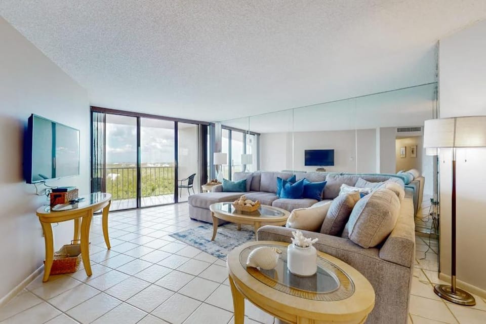 South Seas Enchantment House in Marco Island
