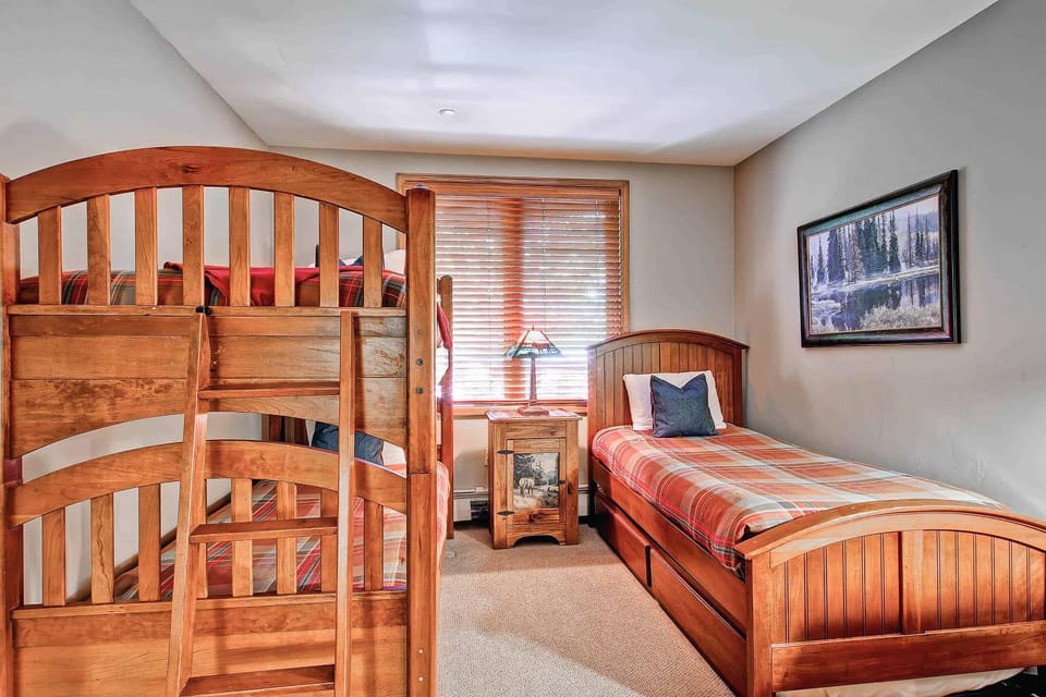 Highlands Lodge 208 by East West Hospitality Apartment in Beaver Creek