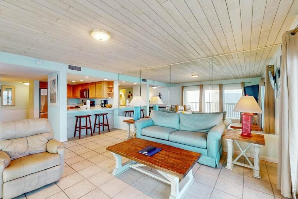 Mariner West #501: Mariner's Retreat House in Lower Grand Lagoon