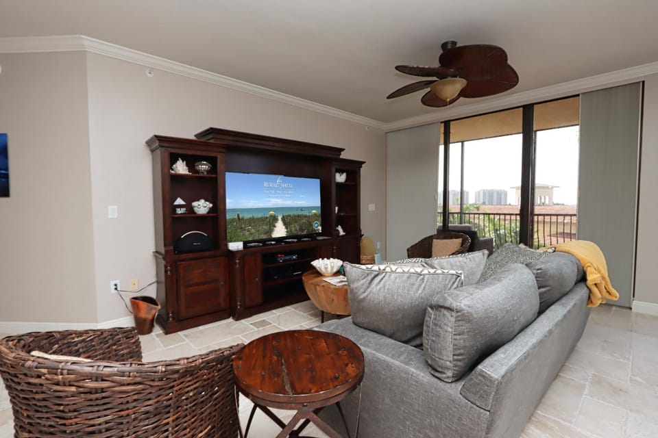 Cape Harbour 509 Apartment in Cape Coral