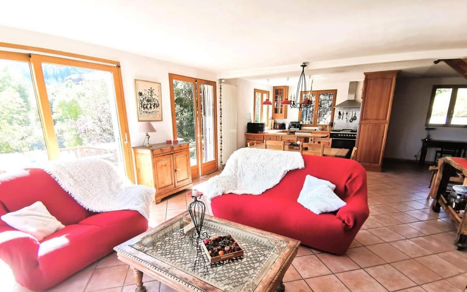 Bed, Living room, fireplace, furniture